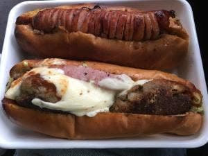 今屋のハンバーガー 西公園本店
