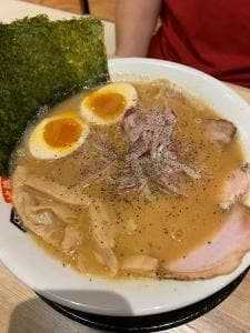 地鶏ラーメンくりや 製麺直売所