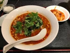 鴻福餃子酒場 鶯谷店
