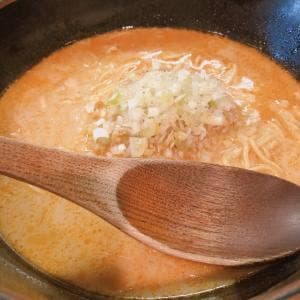 しもがも担々麺