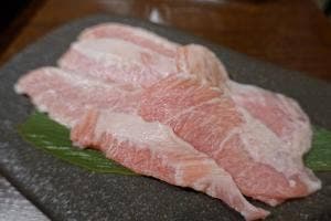 焼肉 あづま