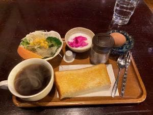 チロル