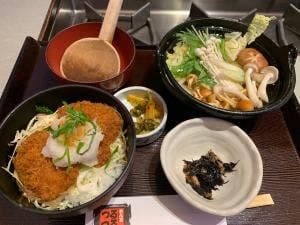 めん房つるつる明新館