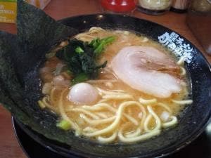横浜家系ラーメン 町田商店 鴨宮店