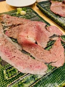 池袋東口 肉寿司