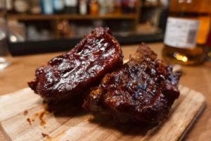 Bar&Dining Red Shoes