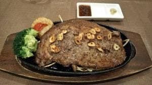 洋食 フェリーチェカルネ