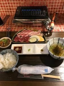 ネオ大衆赤身焼肉 タンTOハラミ
