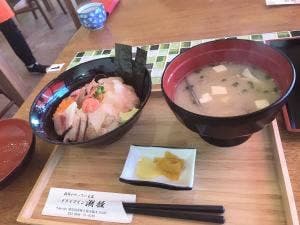 ドライブイン 潮騒