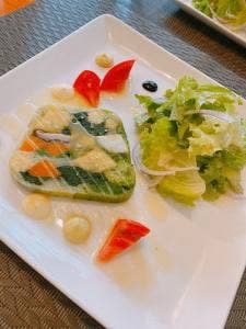 ビストロ 山.海.葉っぱ