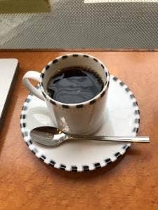 ツバキcafe 新橋駅前店