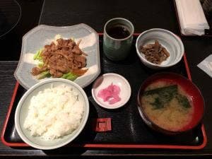 食彩料理 やま咲