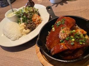 Kitchen Ribs by Shun Tamura