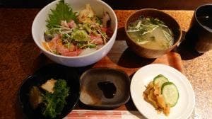 SAKANA Dining&Bar 和 NAGOMI