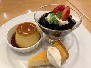 カフェモロゾフ 上本町YUFURA店