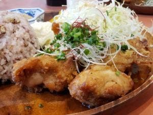 唐揚げ専門店 たまちゃん