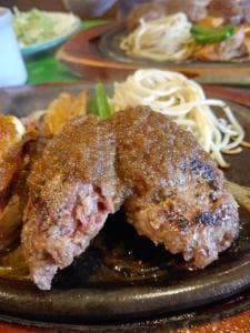 ステーキ・ハンバーグどんさん亭 新宿郷屋敷店
