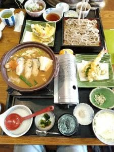 藍屋 鶴見二国店
