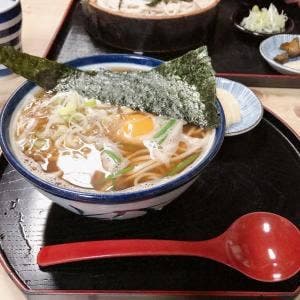 新清そば店