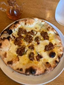 PIZZA HACHI