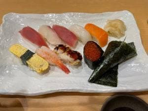 華鮨 上野の森さくらテラス店