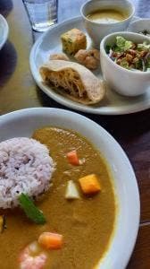 cafe たねの隣り