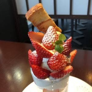 CAFE & DINING WASHOW