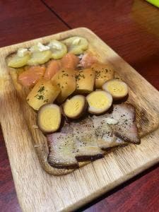 路地裏タパス イシオカ