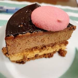 パティスリーサリュ