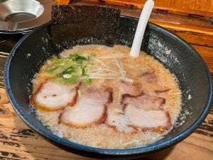 大牟田とんこつ屋 龍鳳 大蛇山支店