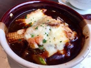 洋食ダイニング ビストロベース