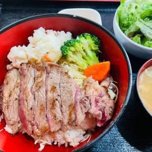 とんかつ新和