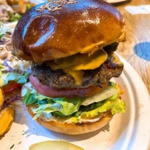 THE CORNER Hamburger&Saloon GLOBAL GATE