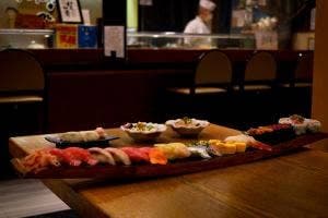 銀八鮨 本店