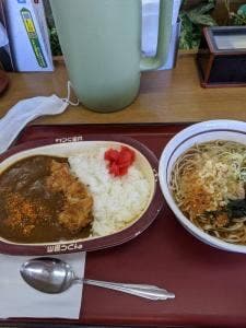 山田うどん 芽吹店