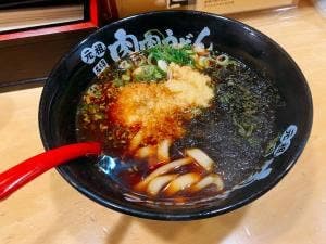 元祖肉肉うどん 中洲店