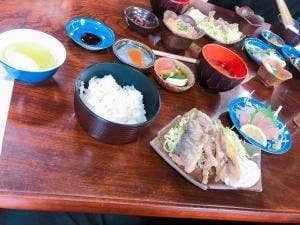 ヤマメ料理 見月茶屋