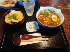 のらや八幡店