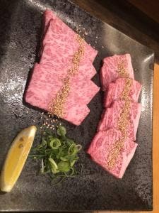 炭火焼肉 ことぶき