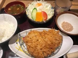 とんかつ かわみ
