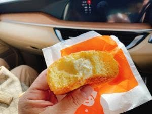 フルーツとクリームパン工房こびとのおやつ