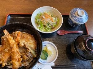 しらいし