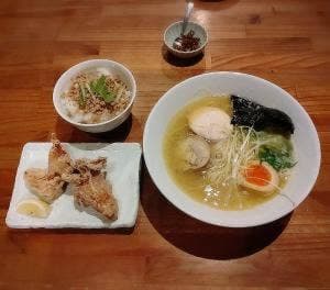 華しょう