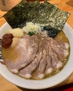 横浜家系ラーメン 黒帯