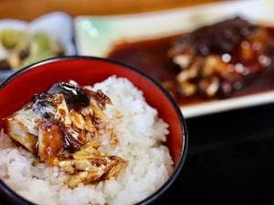 味処しらとり