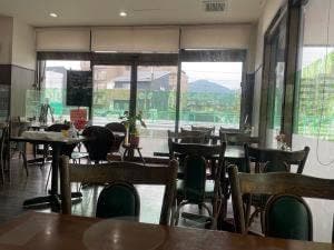 ベーカリー＆カフェ シュシュ