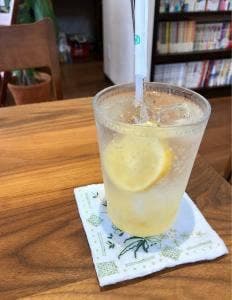 六甲茶房 み