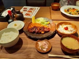 肴ダイニング 心