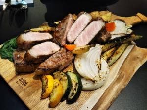 肉とワイン JInen