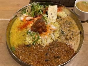 アイランドフィールド